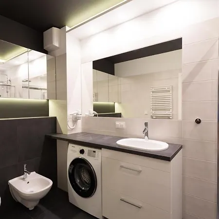Apartlogy Aura2 78 - Experience Intelligent Living While Travelling Apartment *