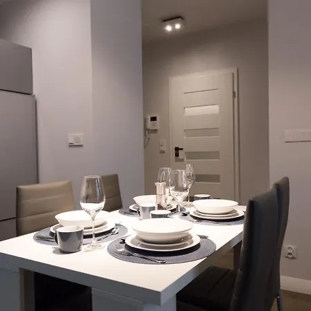 Apartlogy Aura2 78 - Experience Intelligent Living While Travelling Apartment *