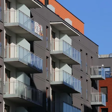 Apartlogy Aura2 78 - Experience Intelligent Living While Travelling
